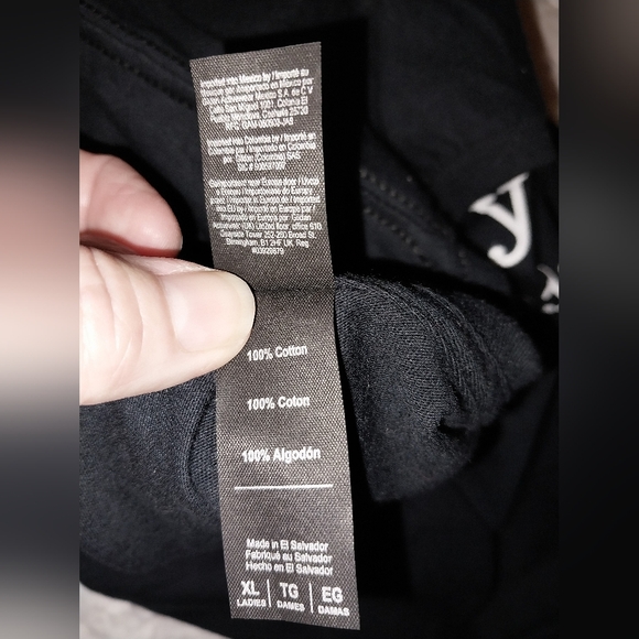 GREAT Teacher's Gift! "I'm Silently Correcting Your Grammar."Black Tee XL NWOT - Picture 6 of 6